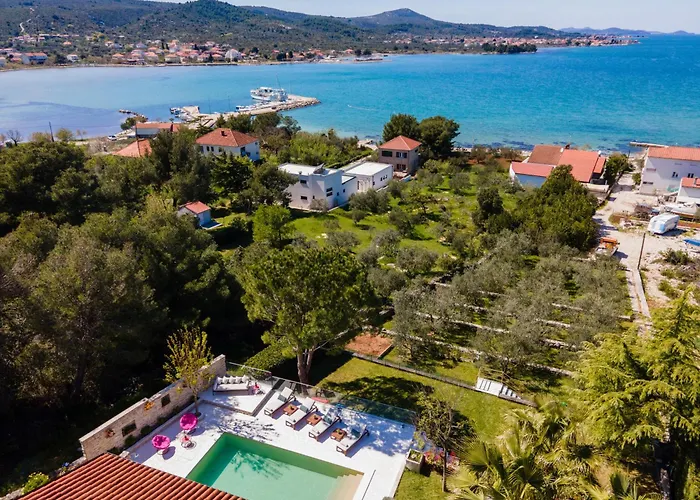 Barotul Villa