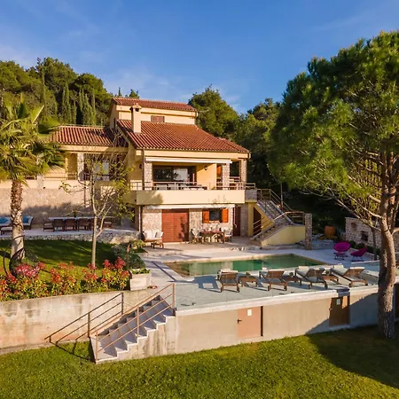 Barotul Villa Pašman